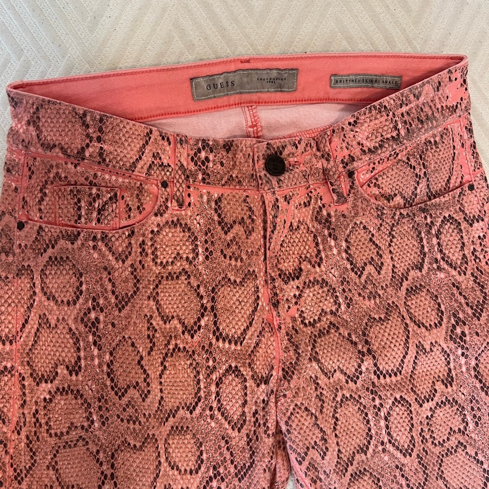 Guess Brittney Skinny Ankle Jeans, Pink Snake print, Size 29